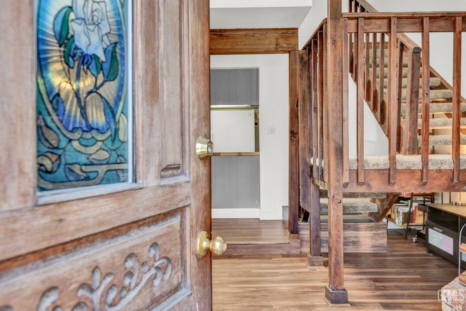 Property Photo: 2316 Gosford Road R CA 93309