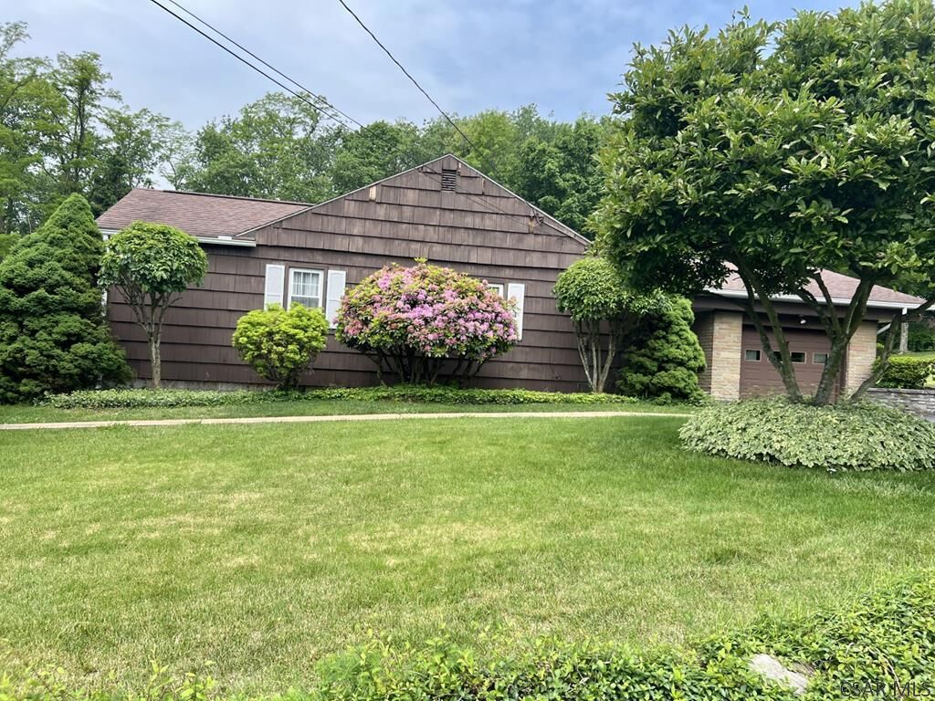 Property Photo:  844 Park Ave.  PA 15963