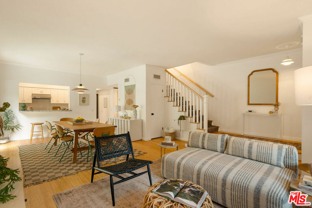 Property Photo: 801 25th St CA 90403