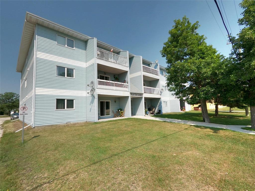 Property Photo: 306 92 Fifth Street South MB R0E 0C0