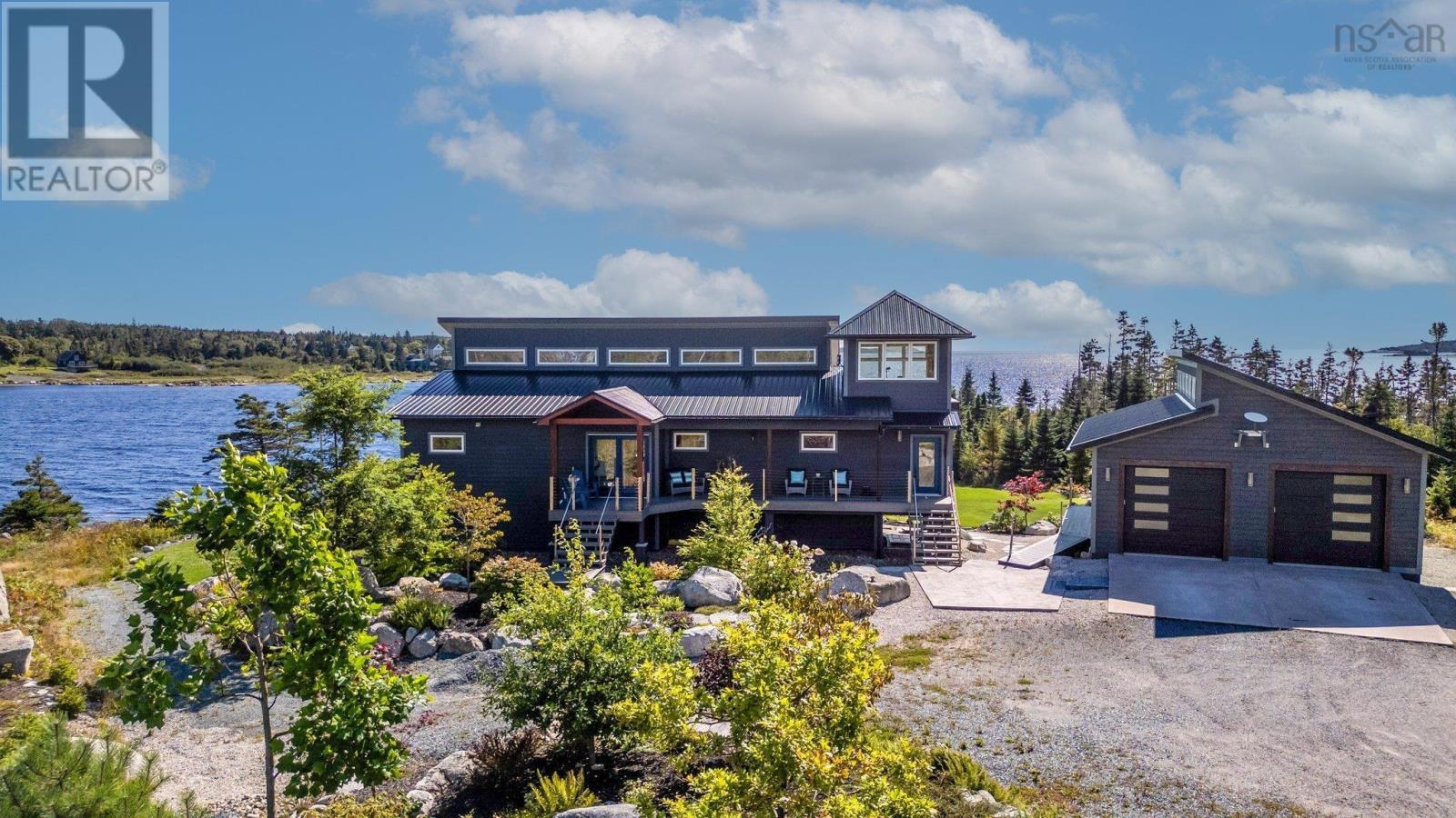 Property Photo: 22 Thumbcap Lane NS B3V 0C8