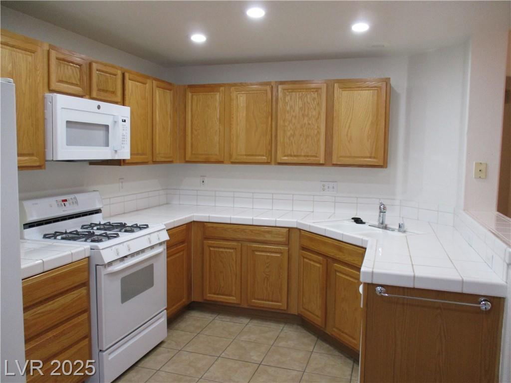 Property Photo: 10620 Amber Ridge Drive 103 NV 89144