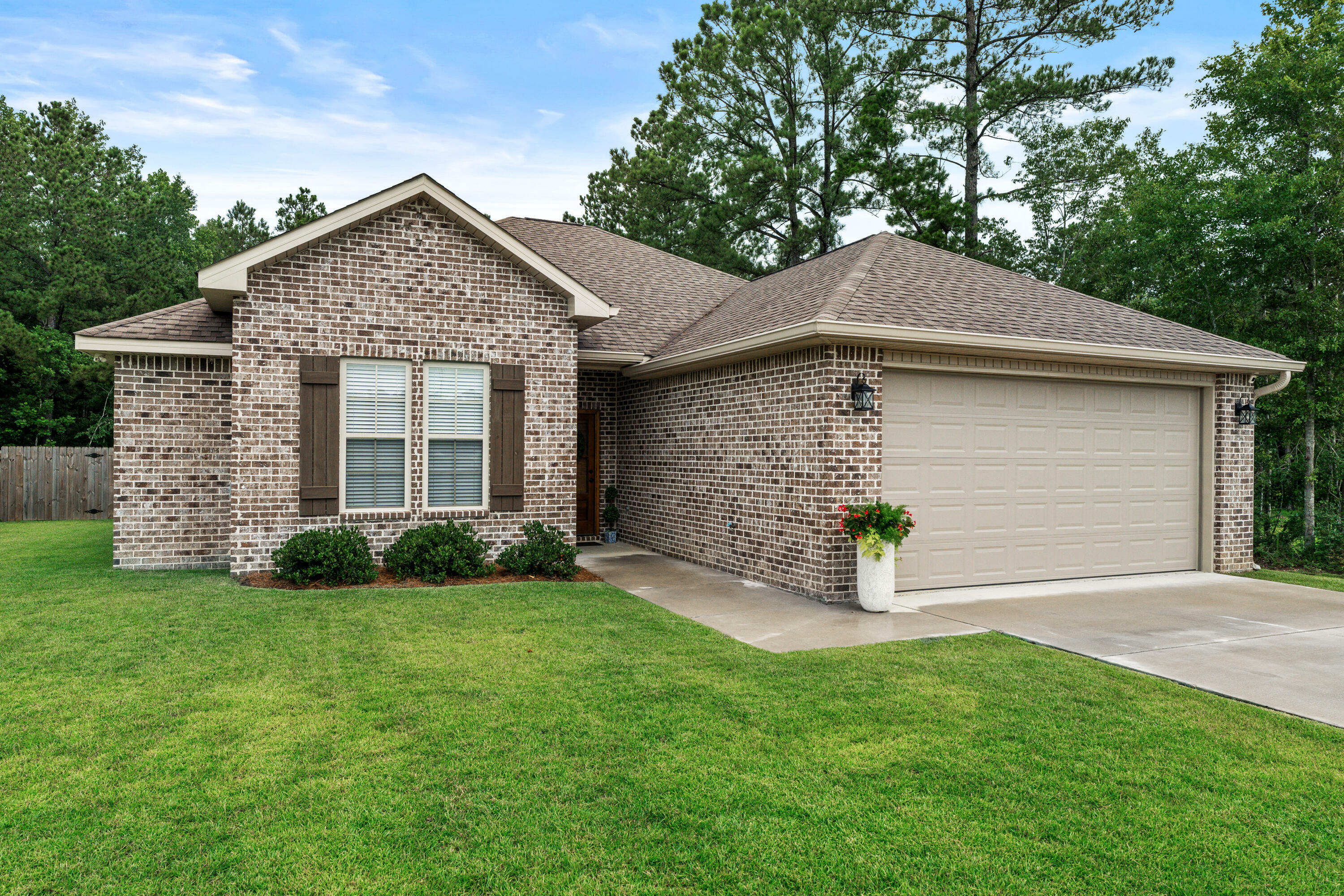 67 E Andover  Hattiesburg MS 39402 photo