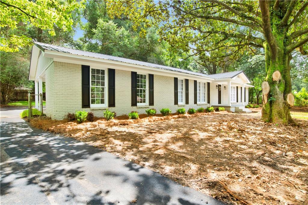 Property Photo: 1114 Peabody Drive AL 36618