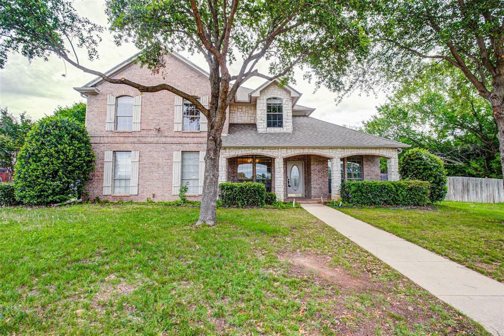 Property Photo: 5601 Hidden Oaks Drive TX 76034