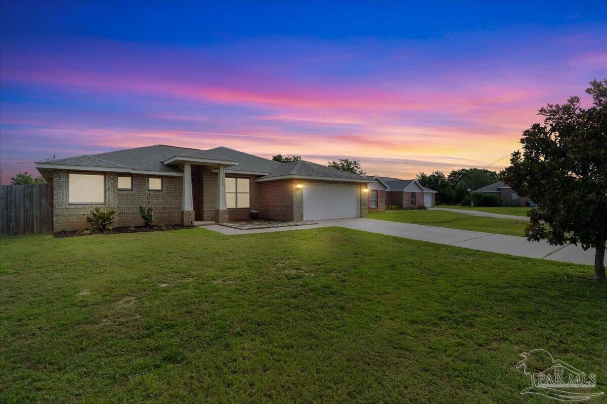 Property Photo:  4336 Lorraine Ct  FL 32563 