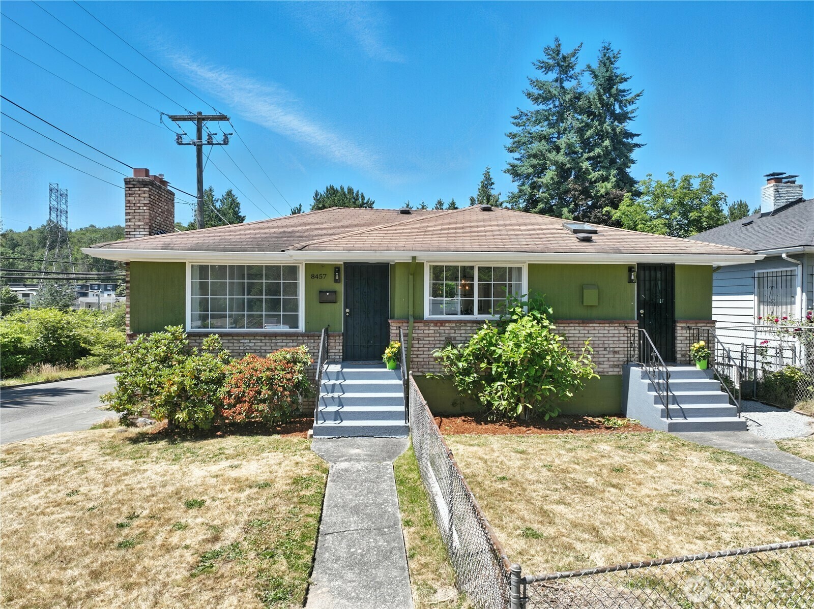8457  Renton Avenue S  Seattle WA 98118 photo