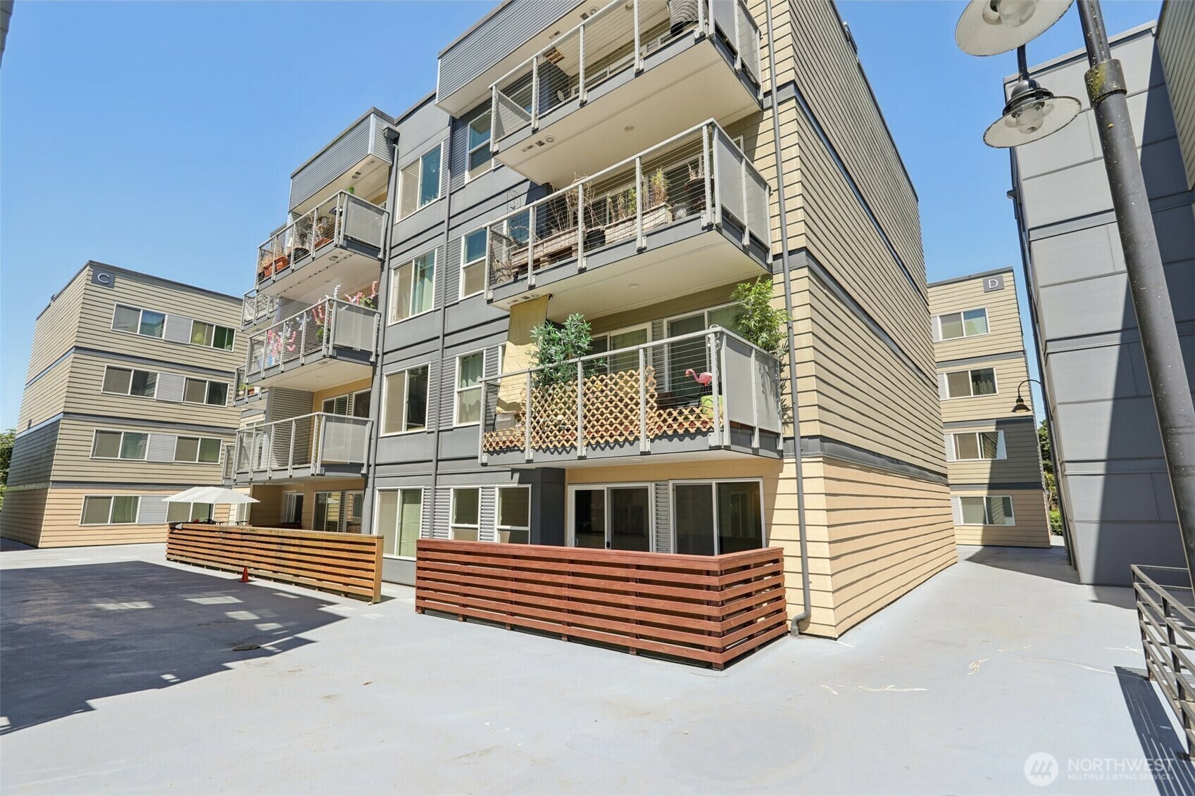 Property Photo:  1311  12th Avenue S G101  WA 98144 