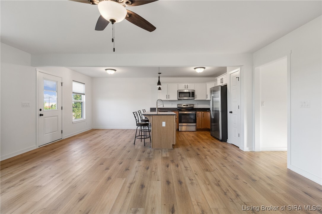 Property Photo: 863 Wolf Run Park Boulevard IN 47130