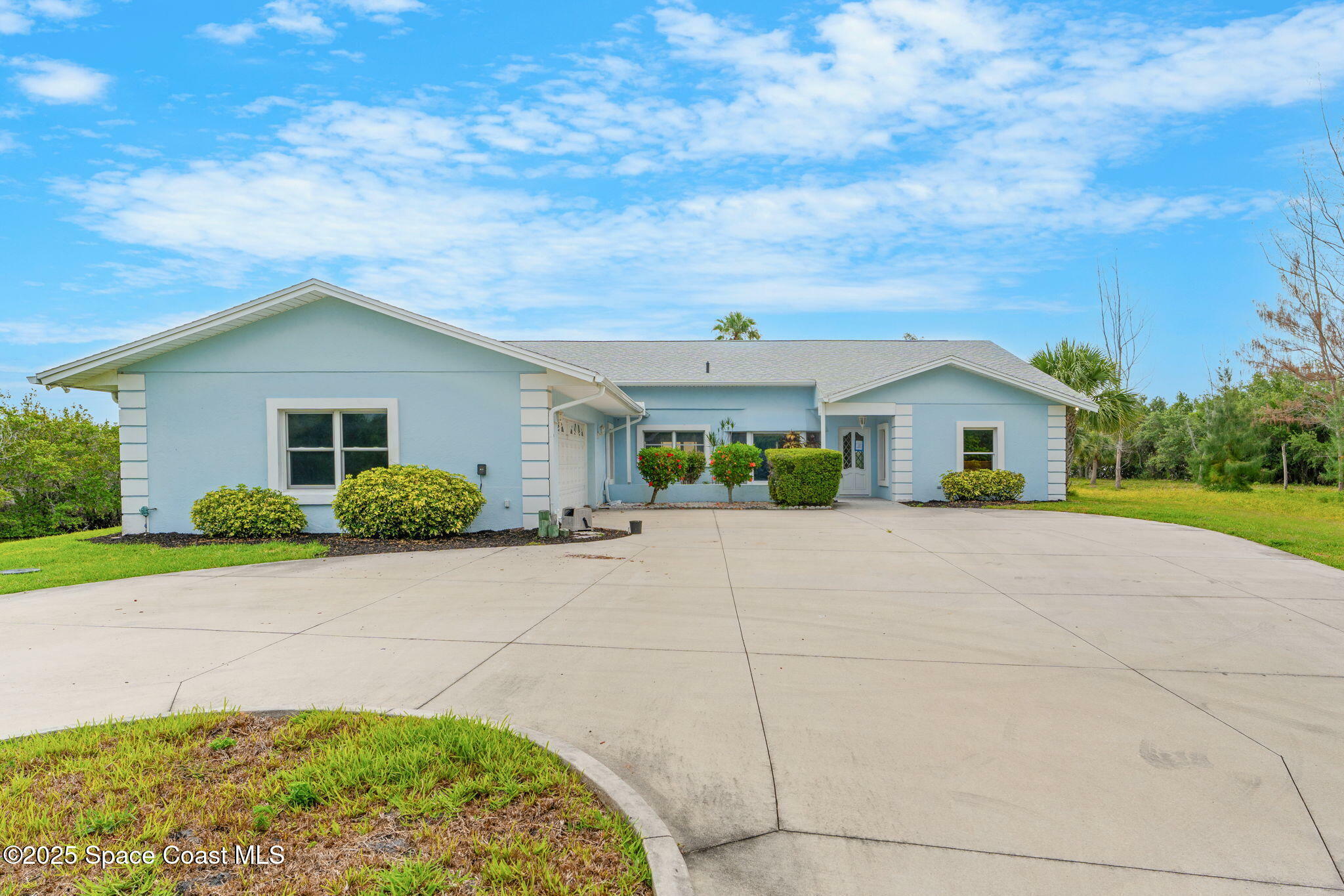 Property Photo:  9605 S Tropical Trail  FL 32952 