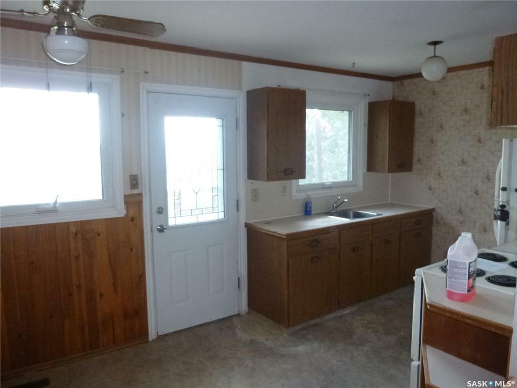 Property Photo: 1543 Stadacona W SK S6H 6S3