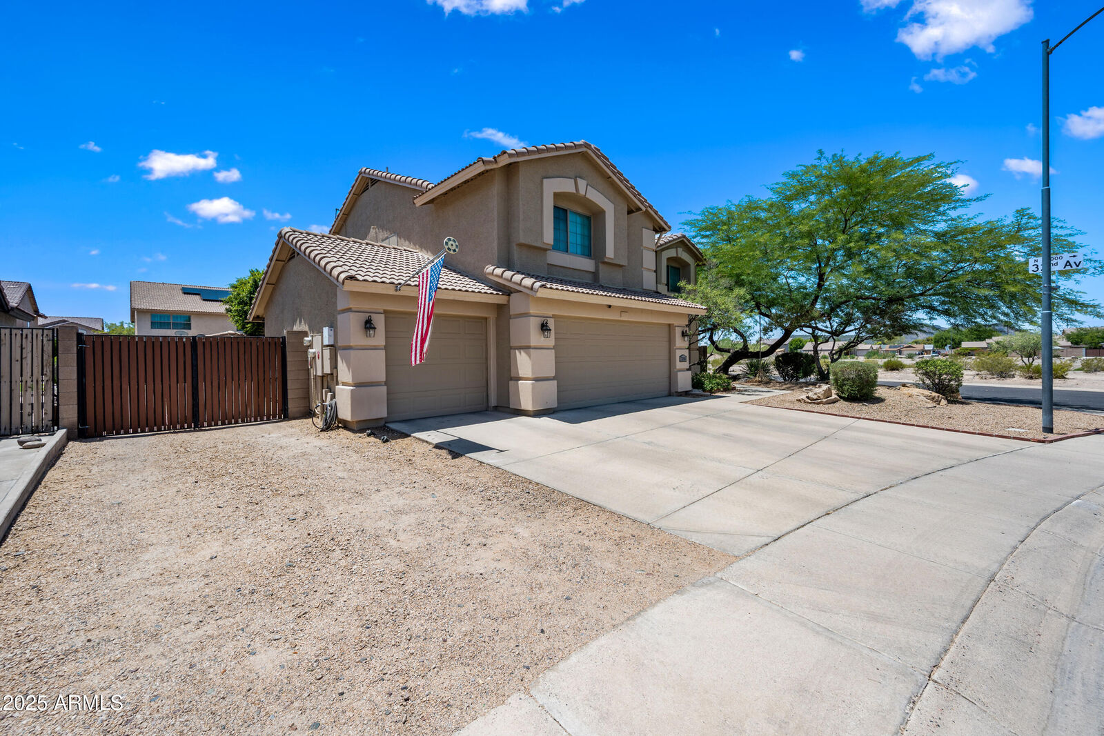 Property Photo: 3155 W Covey Lane AZ 85027
