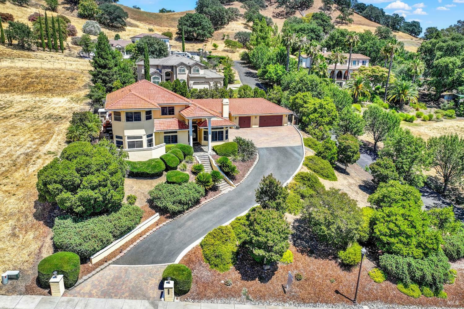 Property Photo: 6021 N Vine Street CA 95688