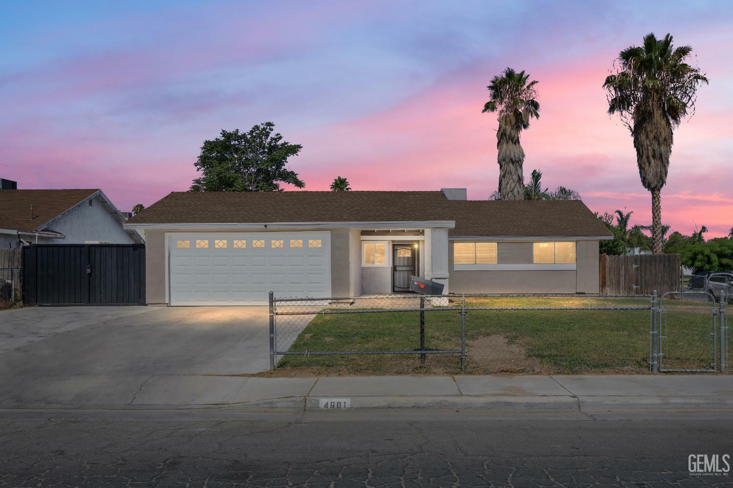 4601 Eve Street  Bakersfield CA 93307 photo