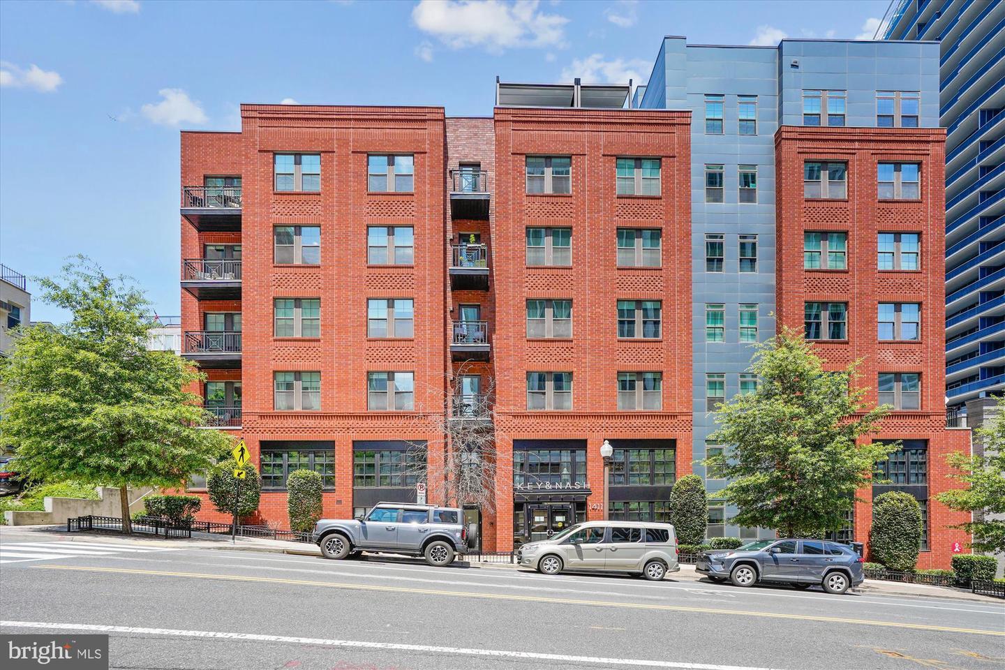 Property Photo: 1411 Key Boulevard 210 VA 22209
