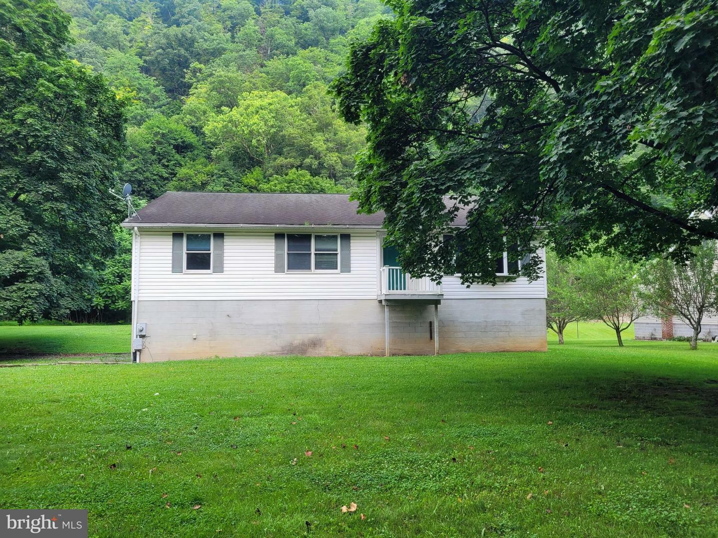 Property Photo: 413 Braddock Street MD 21502
