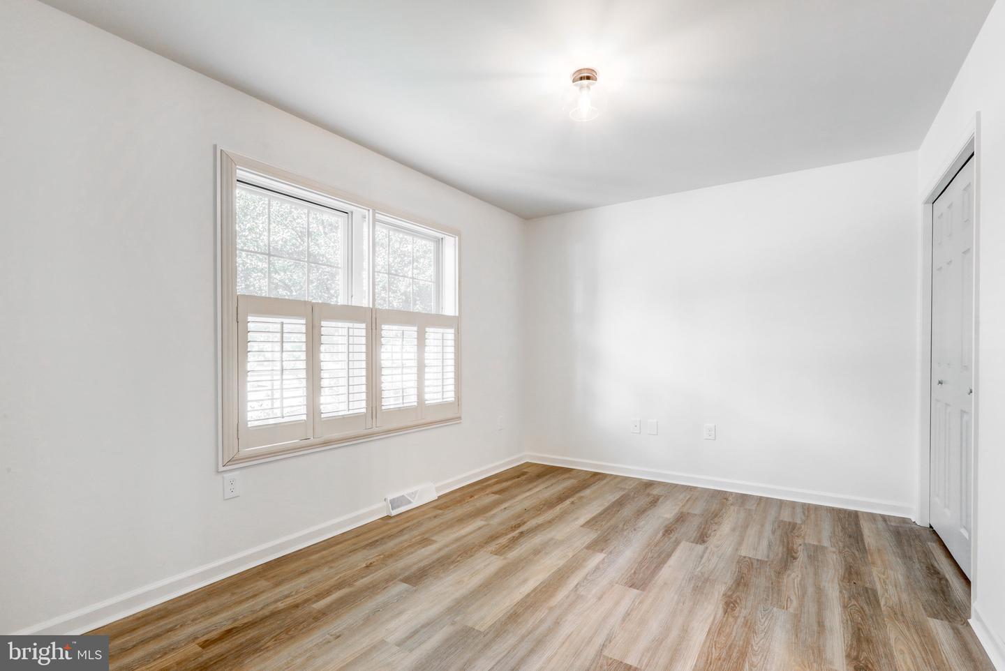 Property Photo: 413 Flaxen Lane PA 17522