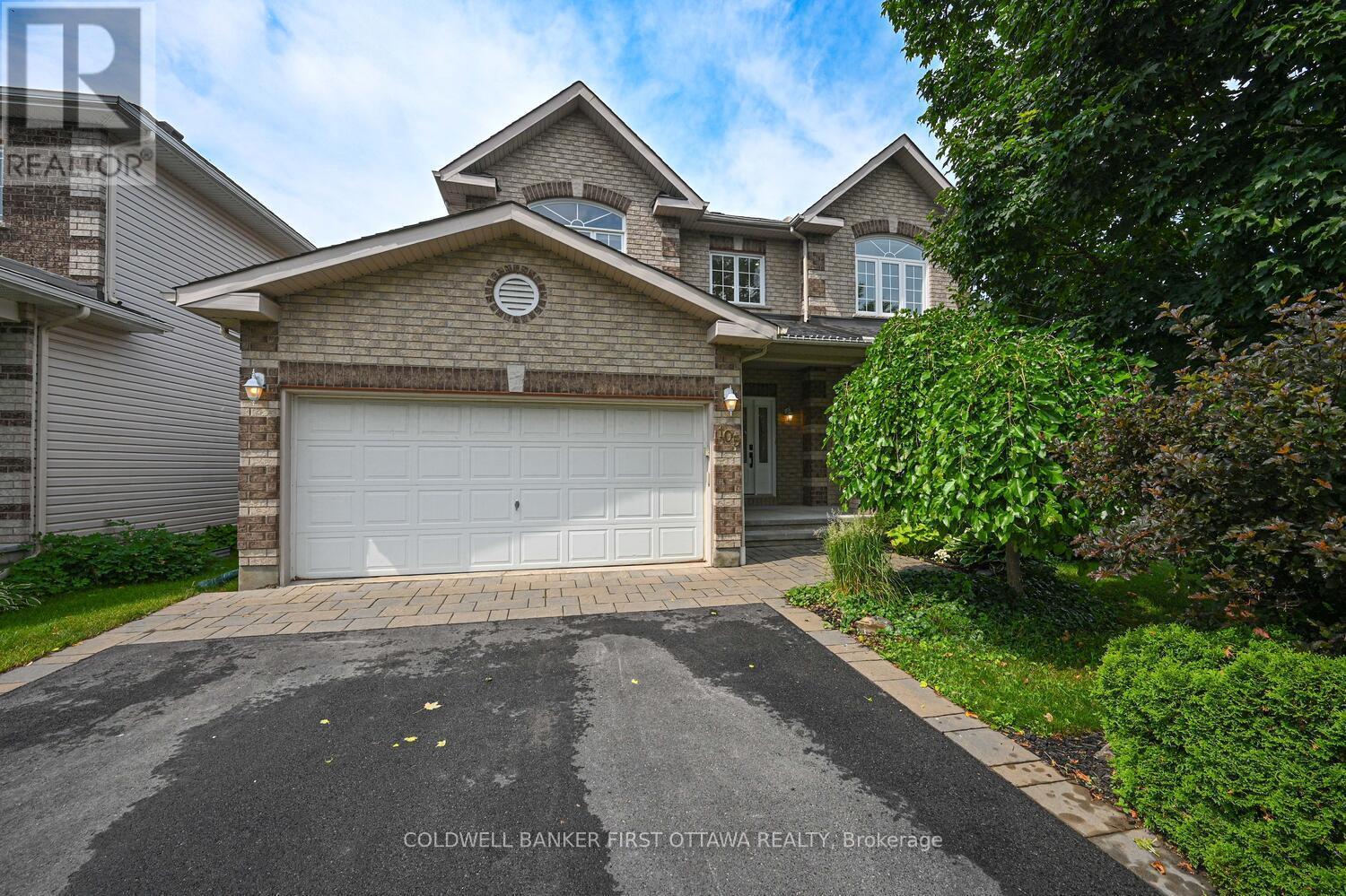 Property Photo:  105 Sirocco Crescent  ON K2S 2C9 