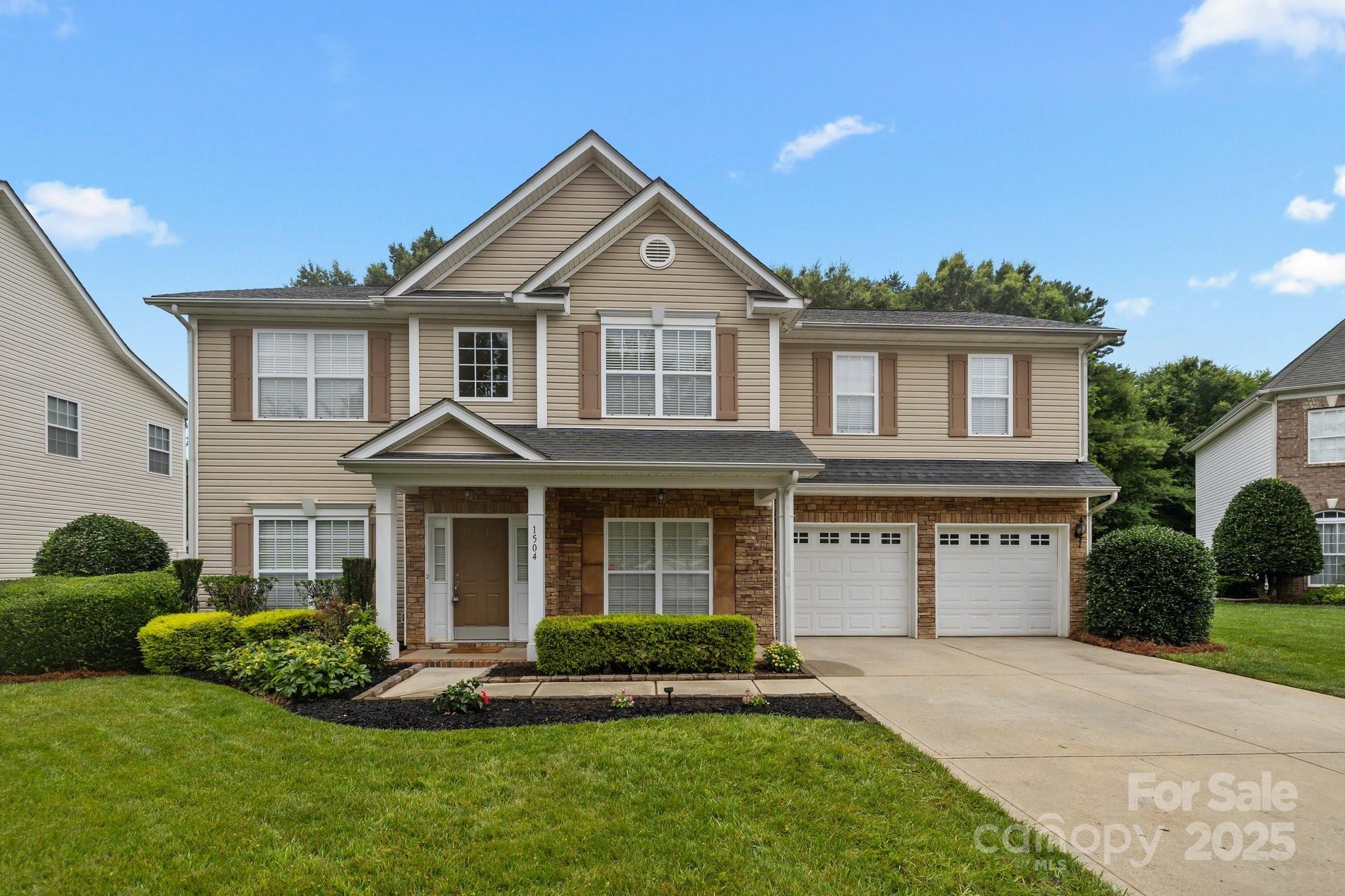 Property Photo: 1504 Jekyll Lane NC 28173
