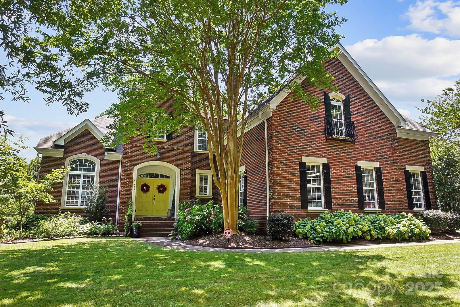 Property Photo:  15933 Glen Miro Drive  NC 28078 