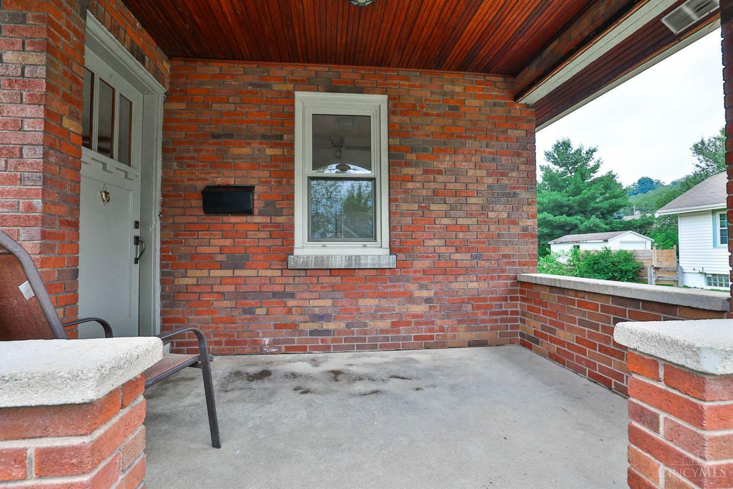 Property Photo: 6926 Palmetto Street OH 45227