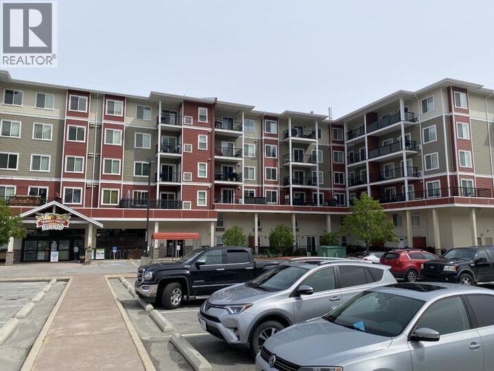 Property Photo: 5170 Dallas Drive 403 BC V2C 0C7