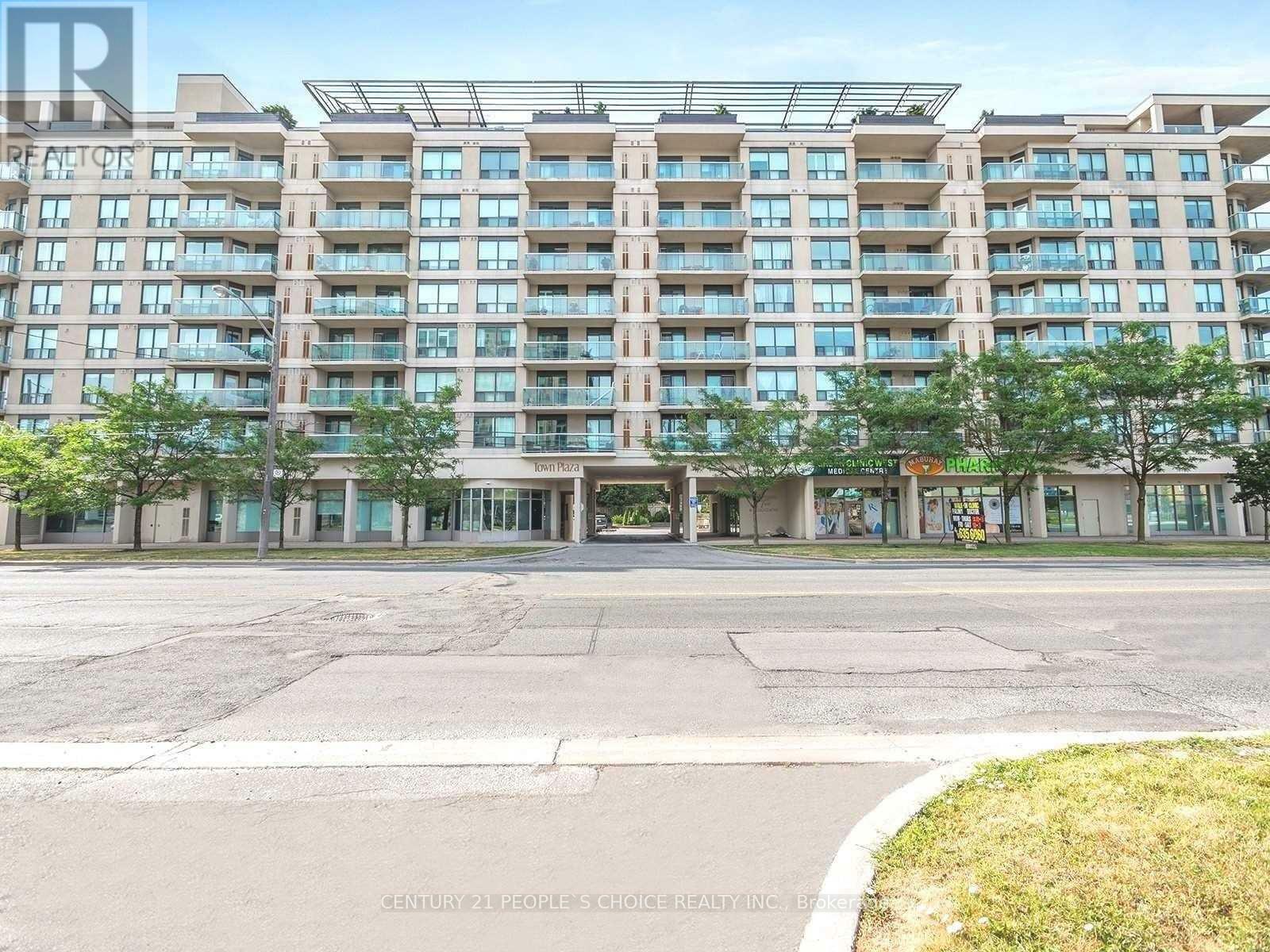 Property Photo: 935 Sheppard Avenue West 603 ON M3H 2T7