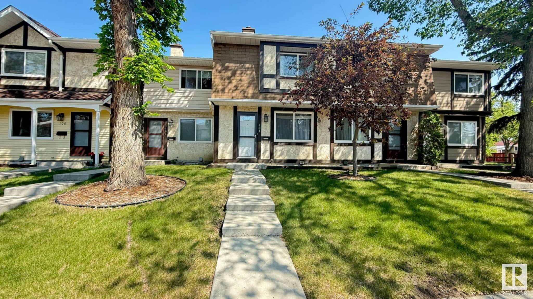 104 Tudor Lane NW  Edmonton AB T6J 3T5 photo