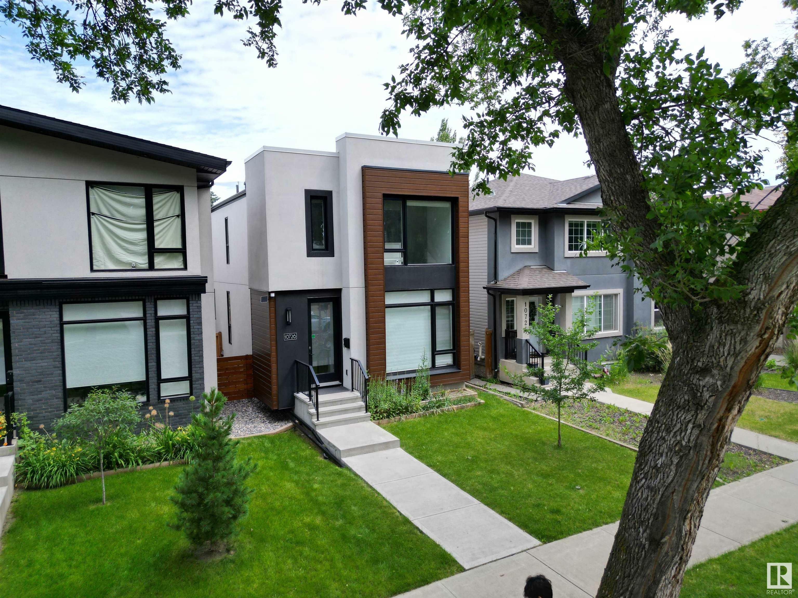 Property Photo: 10726 72 Avenue NW AB T6E 1A1