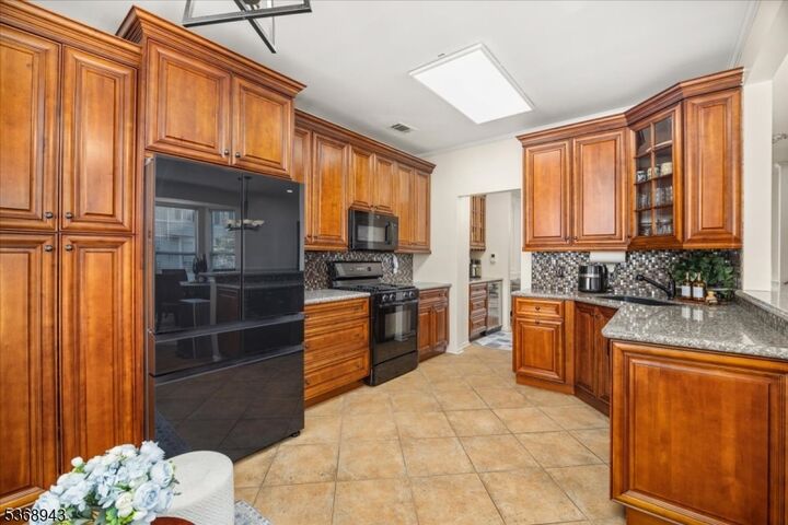 Property Photo: 17 Cummington Ln NJ 08822