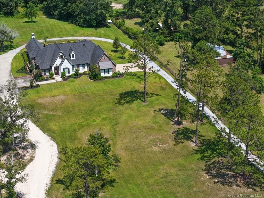 Property Photo: 1750 Sutherland Road LA 70611