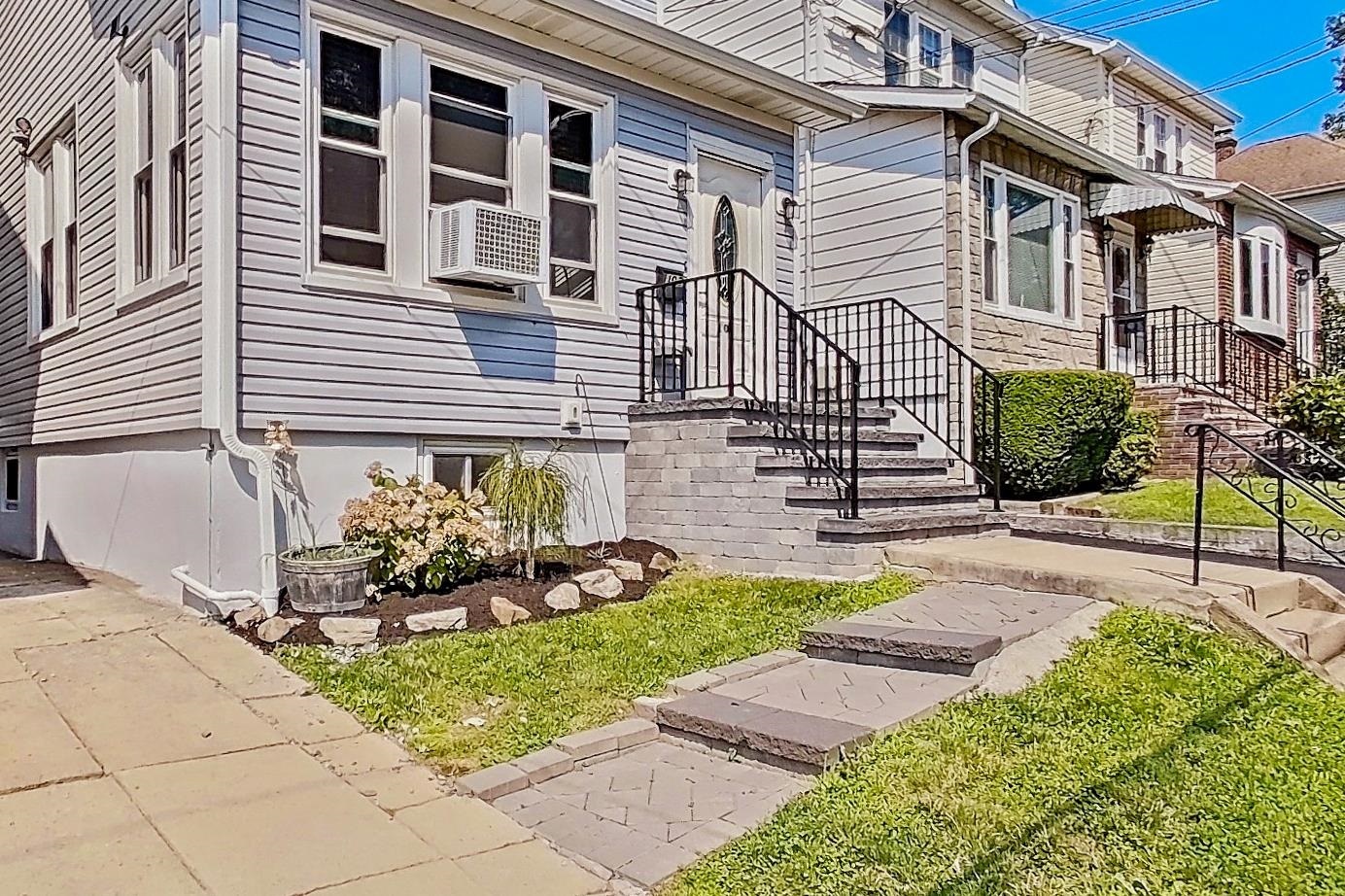 Property Photo: 102 Ilford Ave NJ 07031