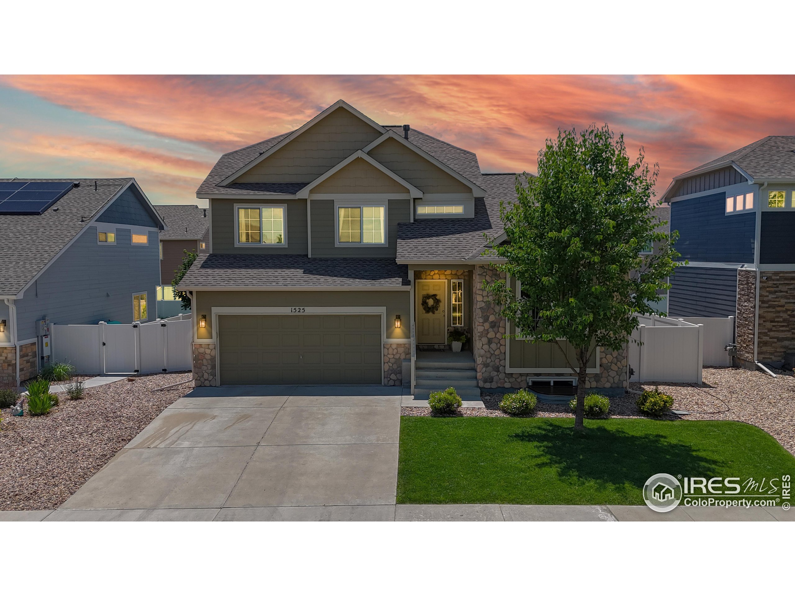 Property Photo: 1525 Skimmer St CO 80513