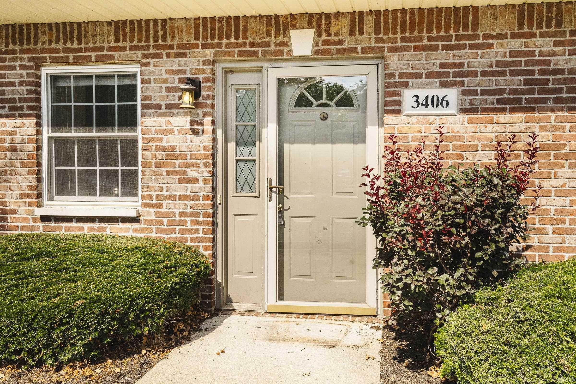 Property Photo: 3406 S Oaklawn Circle IN 47401