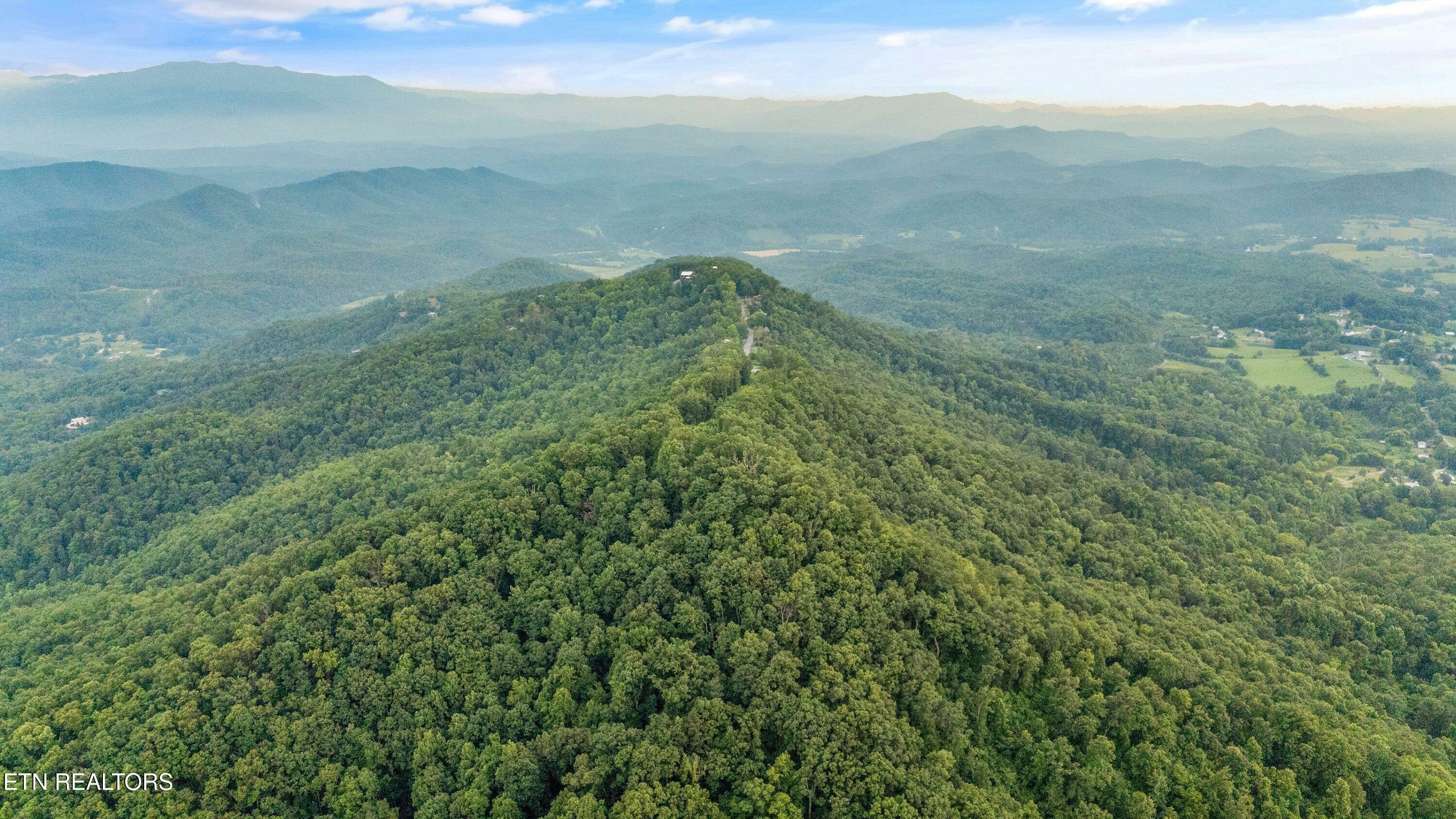 Property Photo: 5 Shell Mountain Rd TN 37876