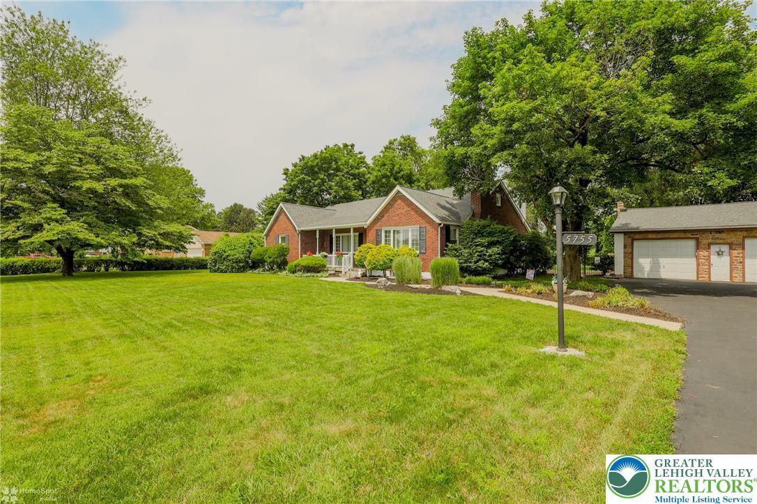 Property Photo: 5755 Green Pond Road PA 18045