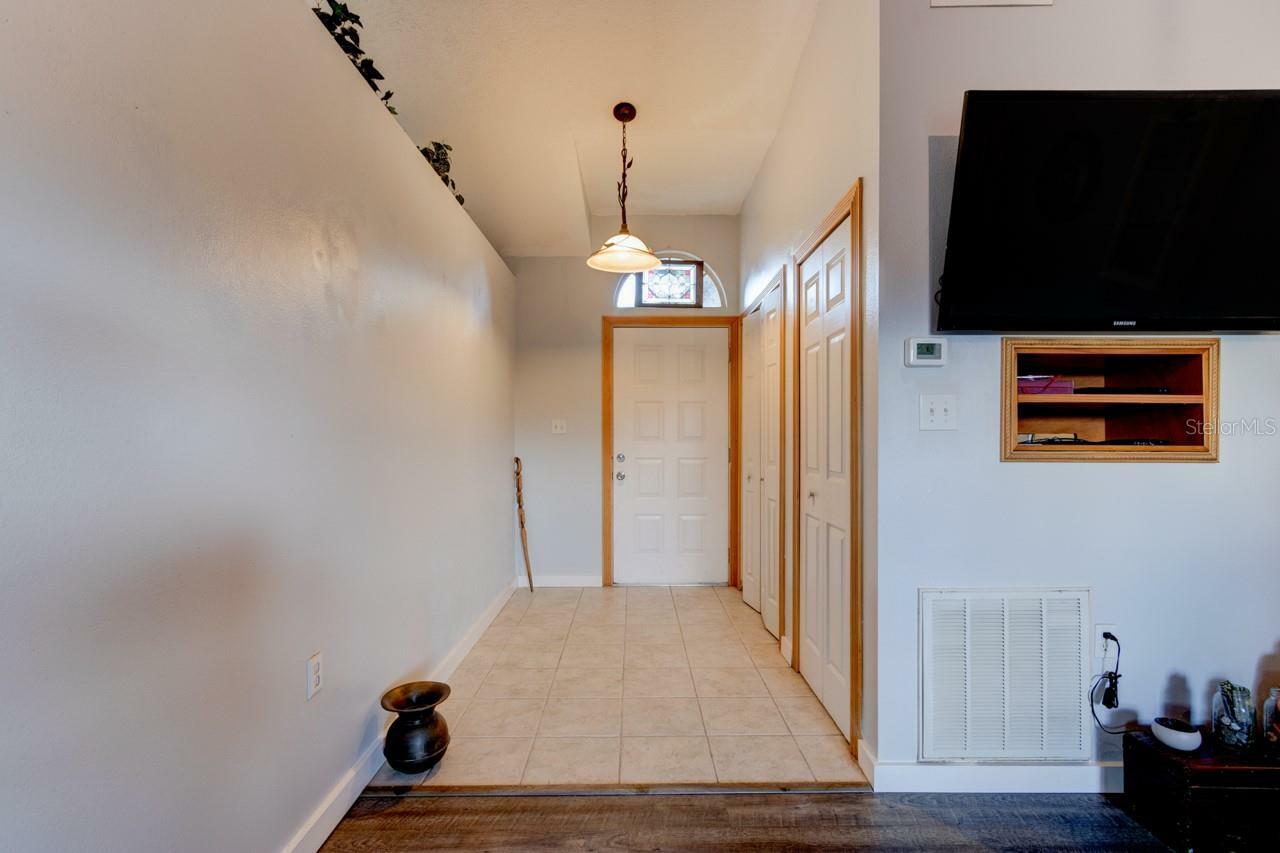 Property Photo: 4204 Rocky Ridge Place FL 32773