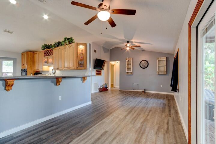 Property Photo: 4204 Rocky Ridge Place FL 32773