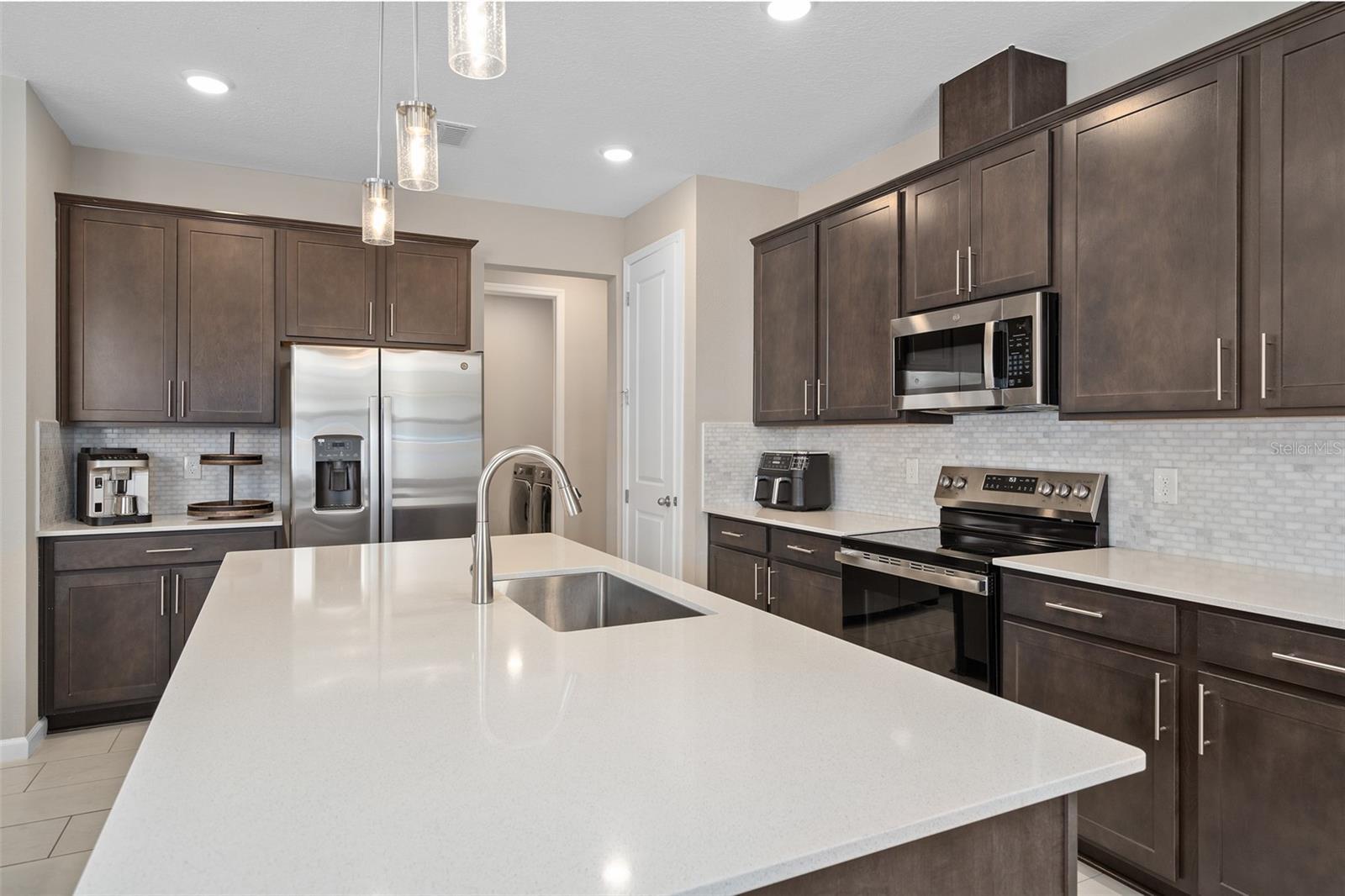 Property Photo:  3990 Bannock Avenue  FL 32778 
