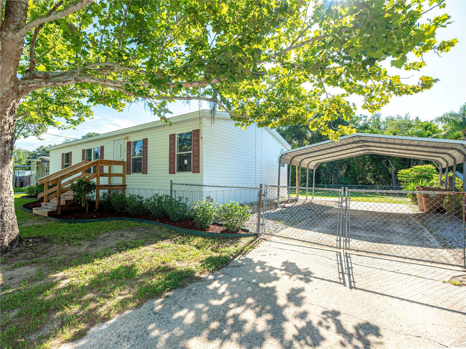 Property Photo: 36812 Skycrest Boulevard FL 34731