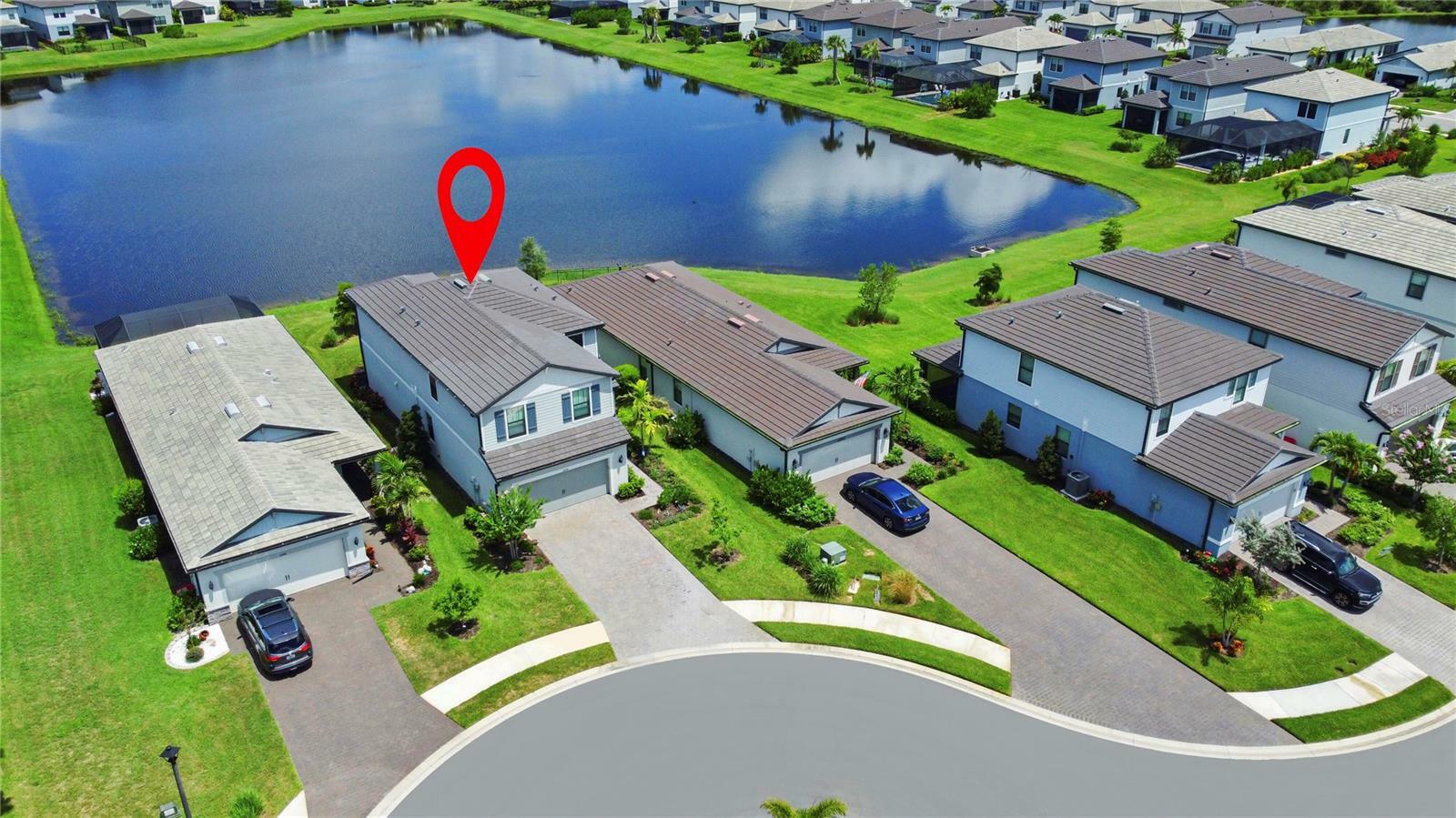 Property Photo: 6256 Baywood Court FL 34211