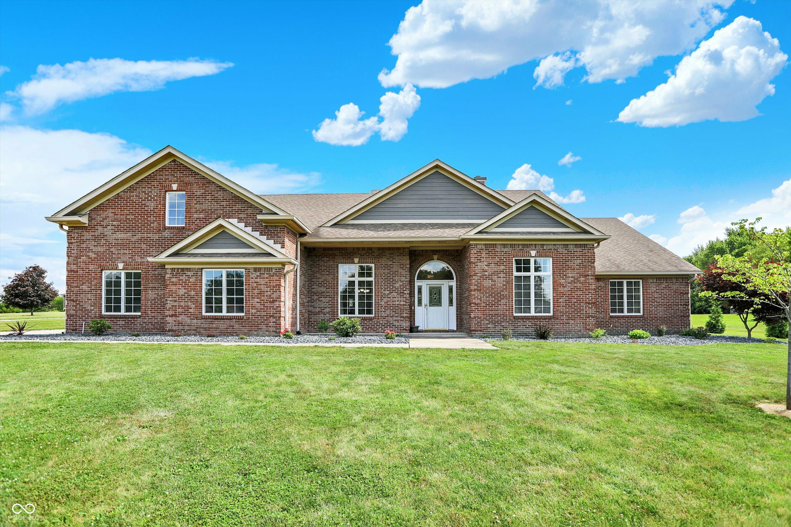 Property Photo: 421 Lowry Street IN 46147