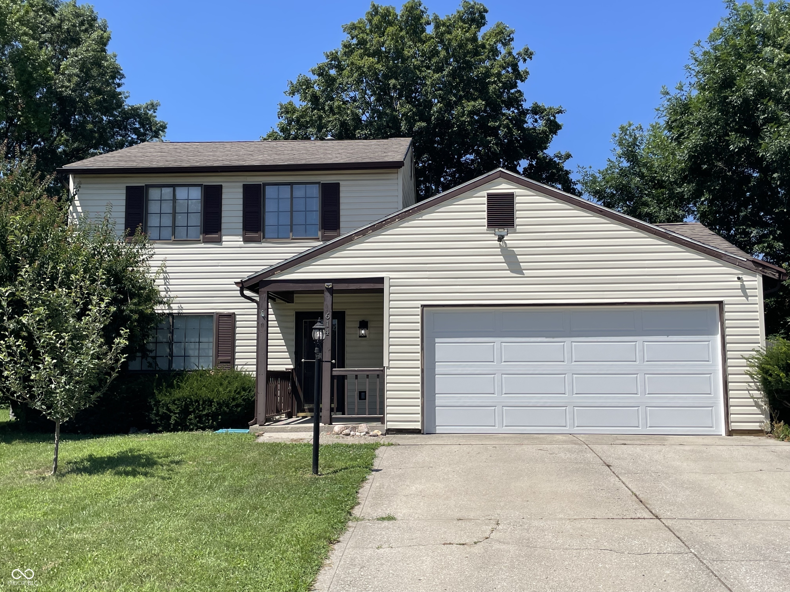 Property Photo: 614 Woods Crossing Drive IN 46239