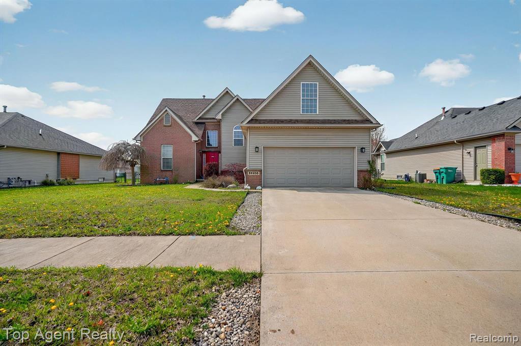 Property Photo: 34658 Pine Valley MI 48062 5574