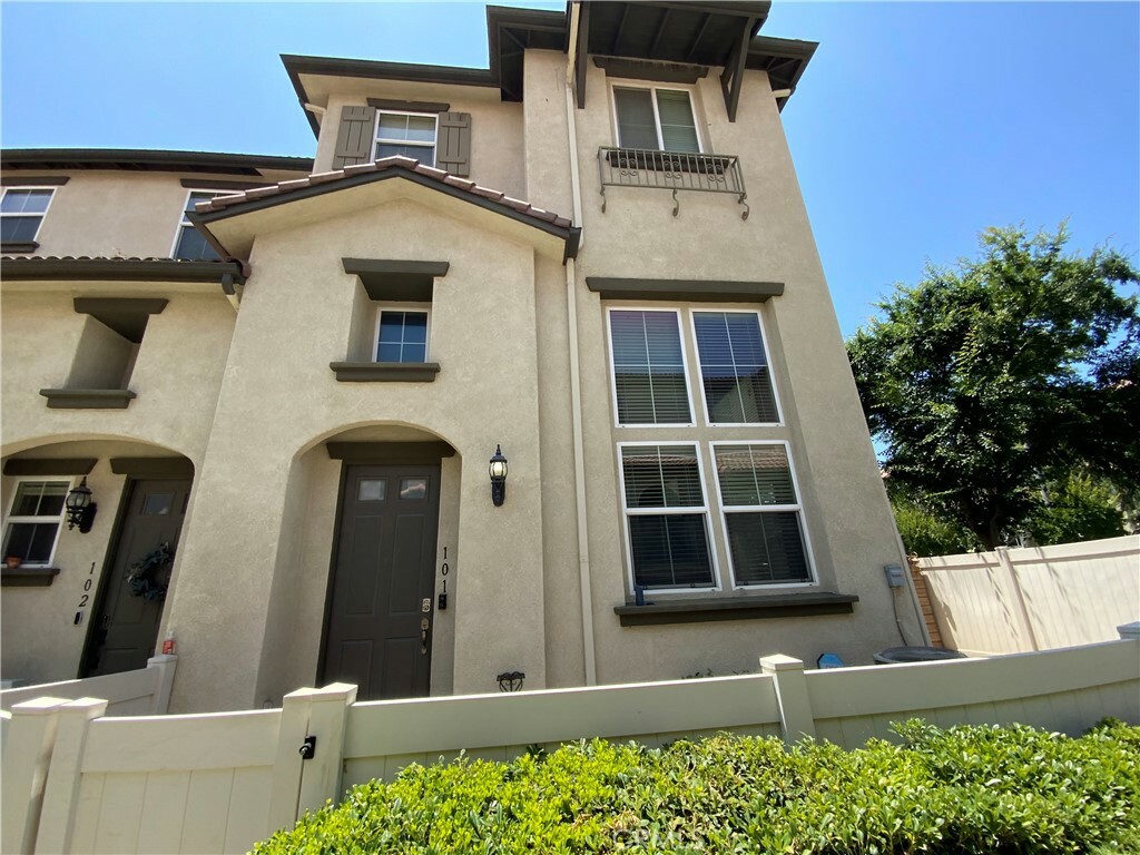 33640 Willow Haven Lane 101  Murrieta CA 92563 photo
