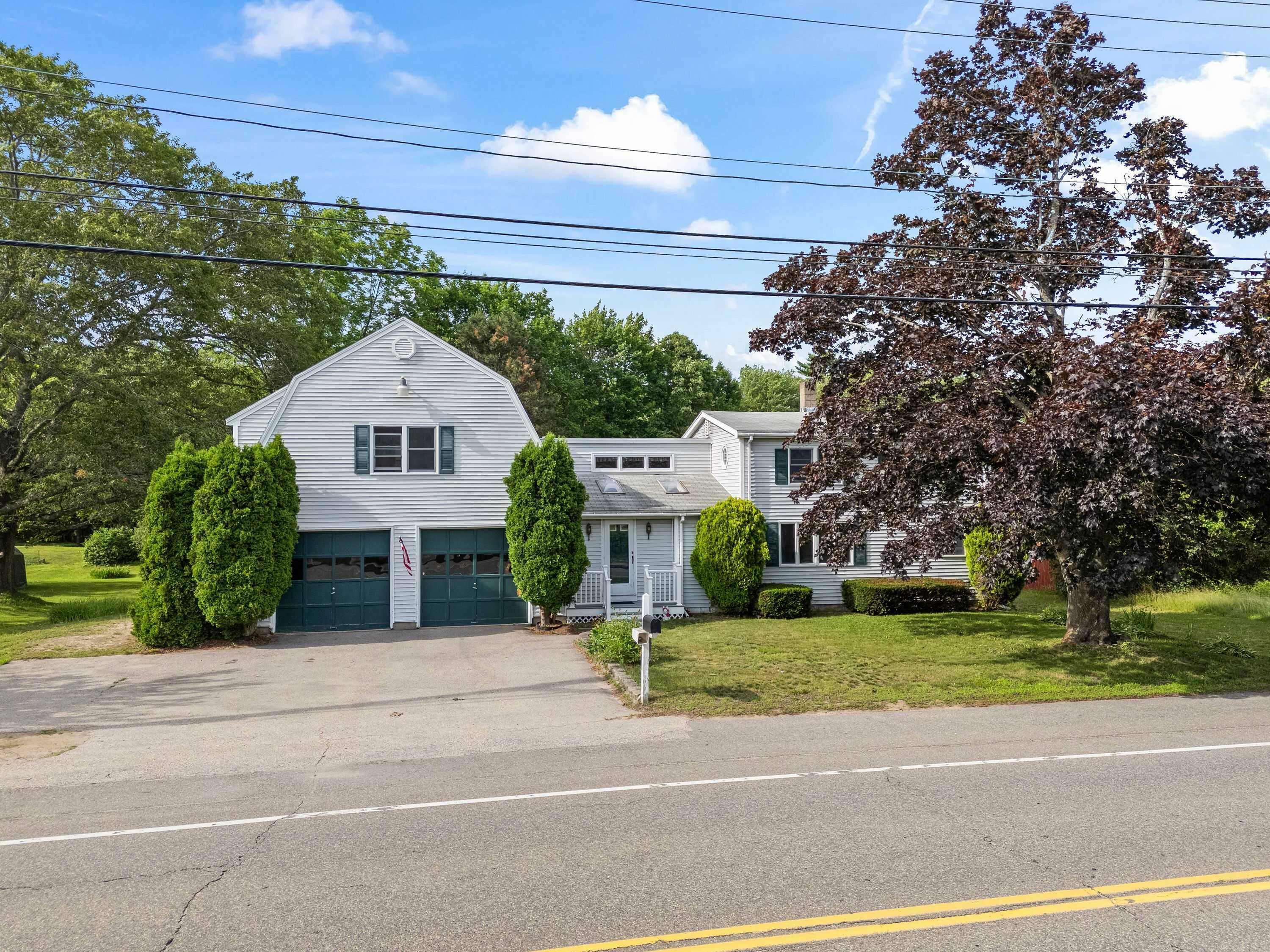 Property Photo: 93 Sanford Road ME 04090