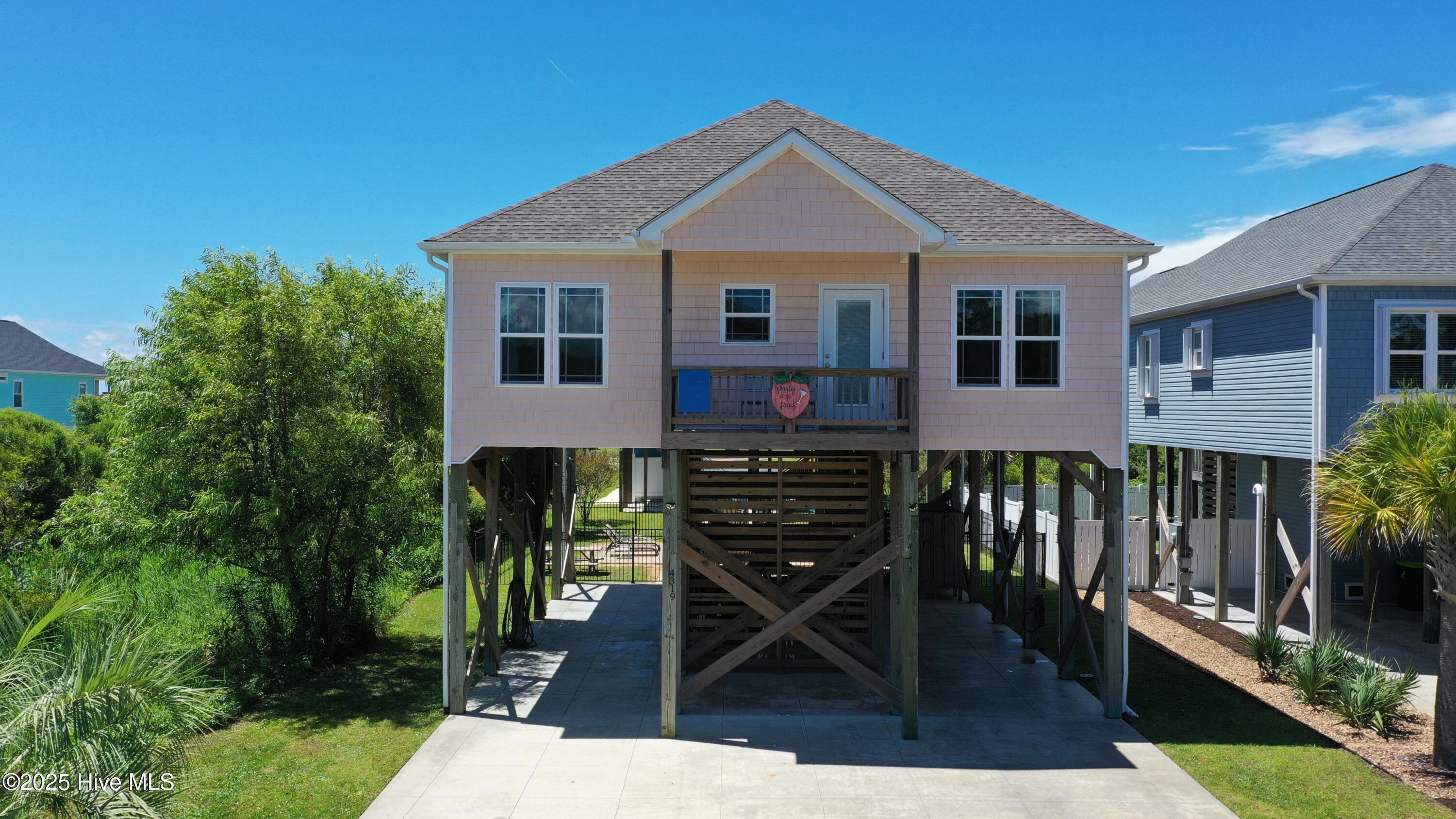 Property Photo: 4319 E Pelican Drive NC 28465