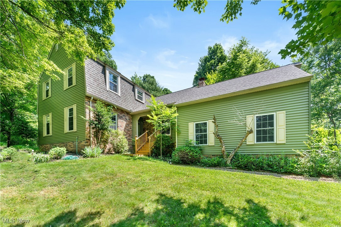 Property Photo: 2801 Sharon Copley Road OH 44256