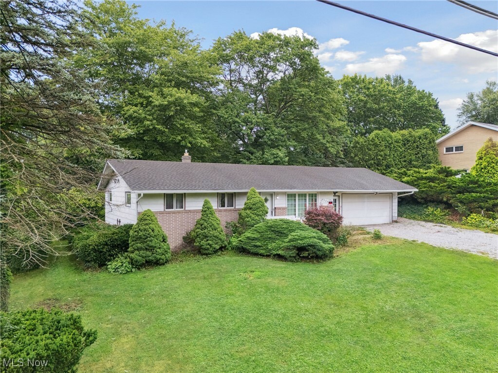 Property Photo: 4524 Sherer Avenue SW OH 44706