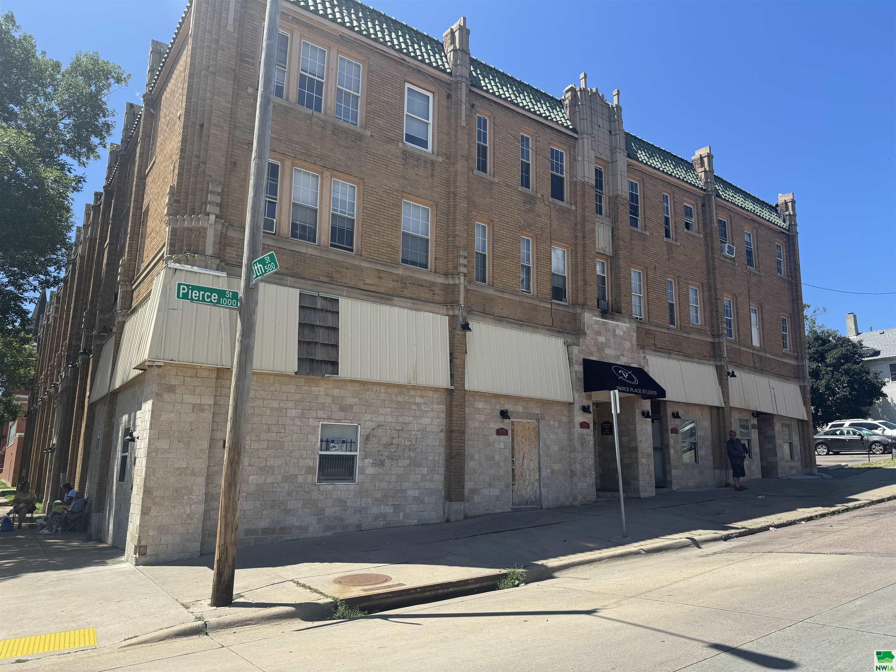 1003 Pierce St  Sioux City IA 51105 photo